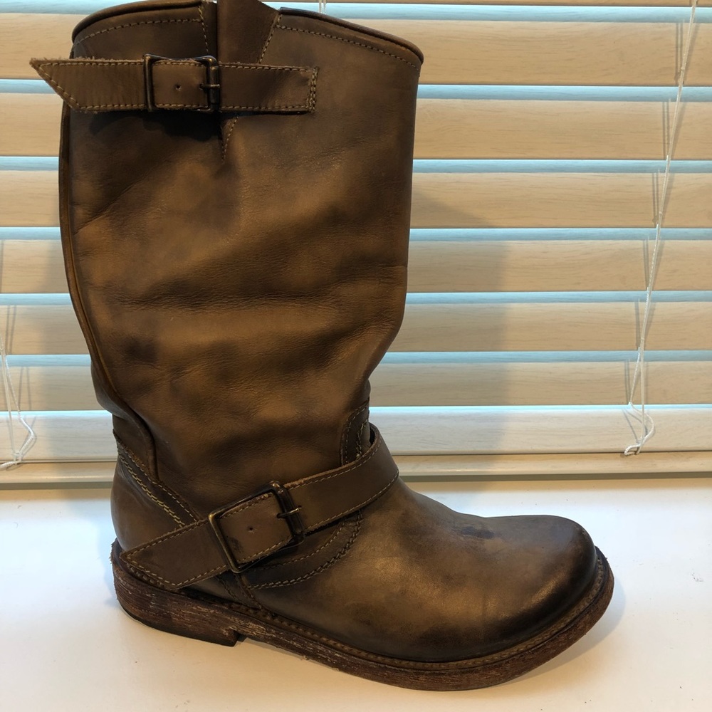 Steve Madden Crosby
